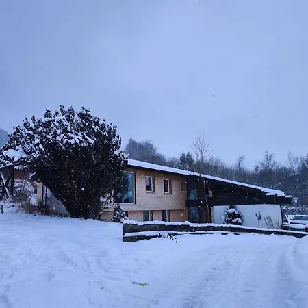 Grosszuegiges Haus Angrenzend An Naturschutzgebiet Casa de Férias *