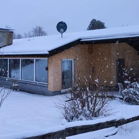 Grosszuegiges Haus Angrenzend An Naturschutzgebiet *