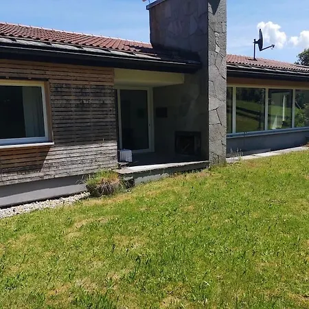 Grosszuegiges Haus Angrenzend An Naturschutzgebiet Casa de Férias *